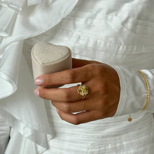 Load image into Gallery viewer, 24 KAE  ring with coloured stones - 124101Y