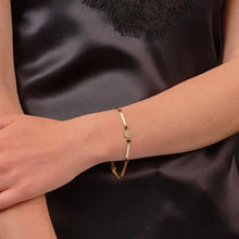 Load image into Gallery viewer, Gold Bar and Circle Link Bracelet
