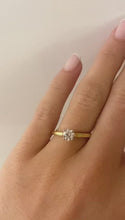 Load and play video in Gallery viewer, 18ct yellow gold brillant cut solitaire diamond engagement ring
