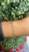 Elegant 9ct Yellow Gold Clover Paperclip Chain Bracelet