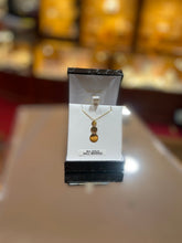 Load image into Gallery viewer, 9ct gold 3 disc pendant necklace (engraved-able)
