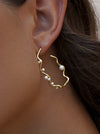 Pearl drop earring
