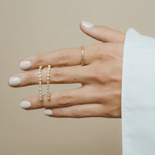 Load image into Gallery viewer, Earrings with coloured stones
