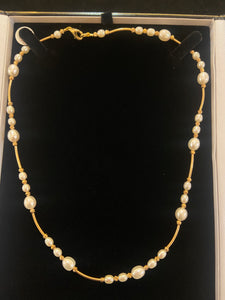 9ct gold pearl necklet