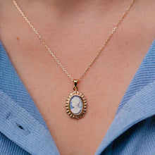 Load image into Gallery viewer, Burren Cameo Role Pendant
