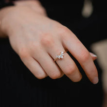 Load image into Gallery viewer, Five Points To Love Ring
