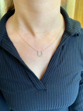 Load image into Gallery viewer, 9ct horseshoe pendant
