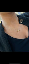 9ct gold T-bar pendant
