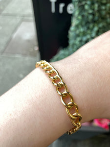 9ct gold chunky chain bracelet