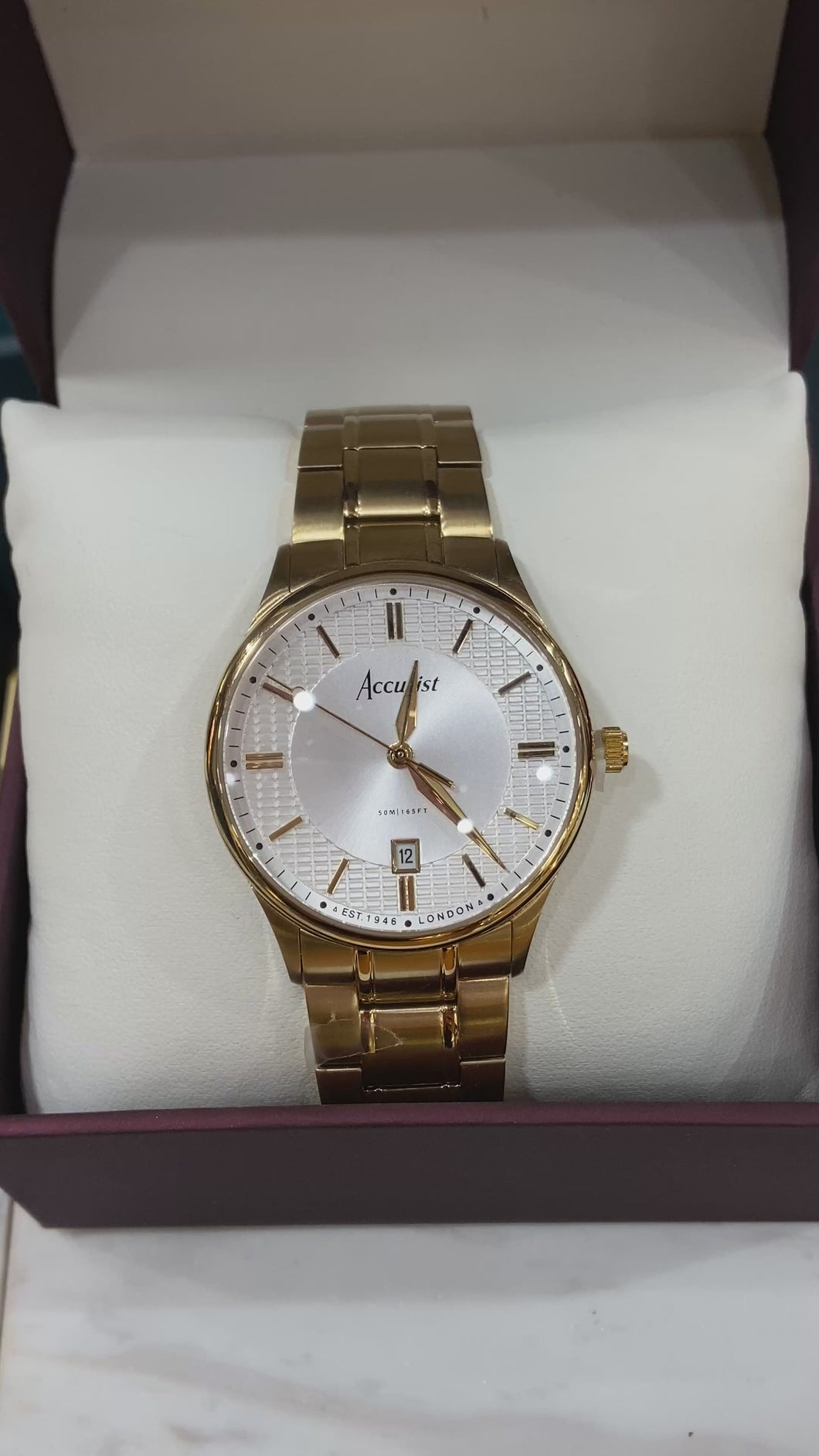Gents Gold Accurist Watch
