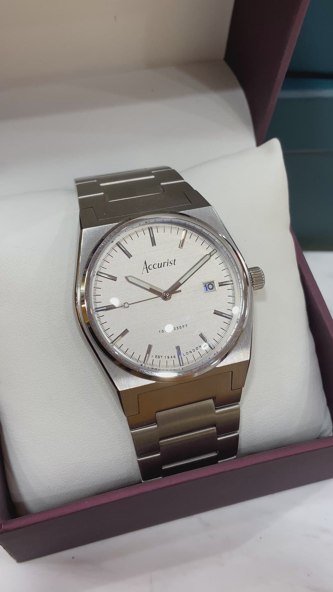 Gents Silver Accurist Watch