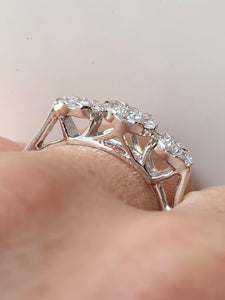 Three cluster diamond ring
