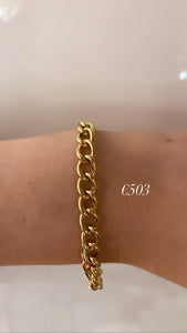9ct yellow gold curb bracelet