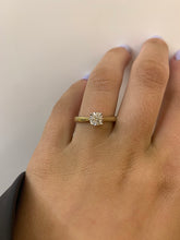 Load image into Gallery viewer, 9ct Yellowgold Diamond Solitaire Engagement Ring
